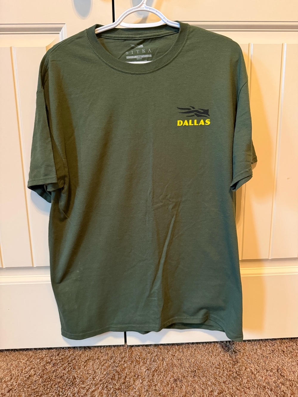 Sitka Men's Short-Sleeve Dallas Graphic Tee in Olive Green